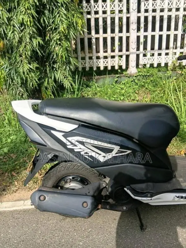 Honda Dio 2015 Motorbike (Used)