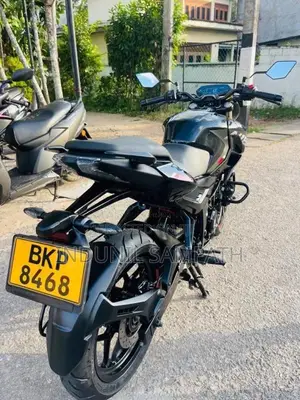 Bajaj Pulsar N160 2026 Motorbike (Used)