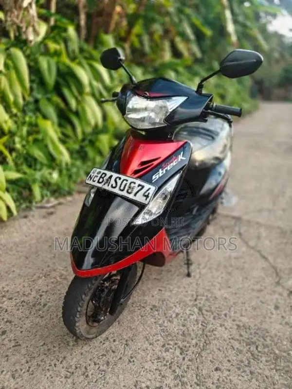 TVS Scooty Streak 2013 Motorbike (Used)
