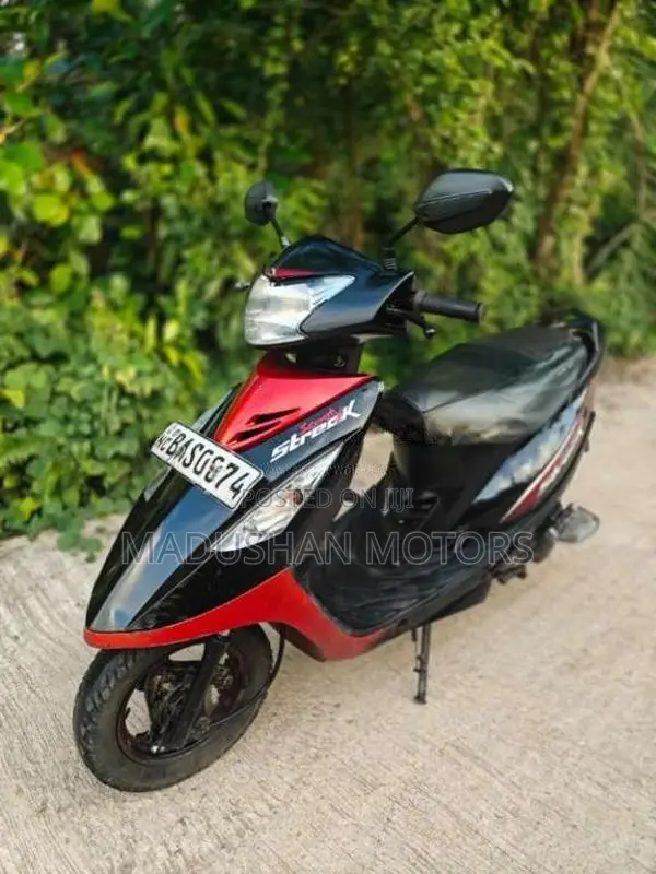 TVS Scooty Streak 2013 Motorbike (Used)
