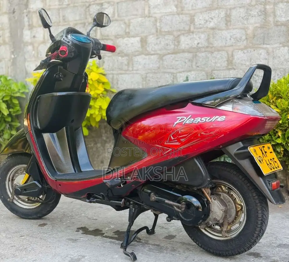 Hero Pleasure 2012 Motorbike (Used)