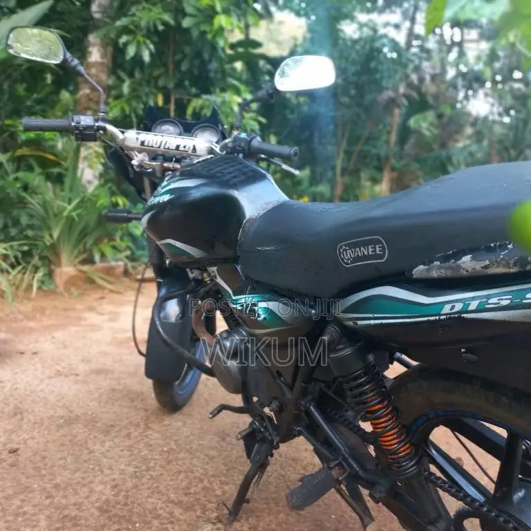 Bajaj Discover 2010 Motorbike (Used)