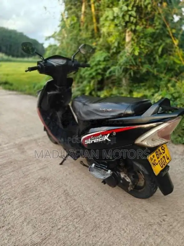 TVS Scooty Streak 2013 Motorbike (Used)