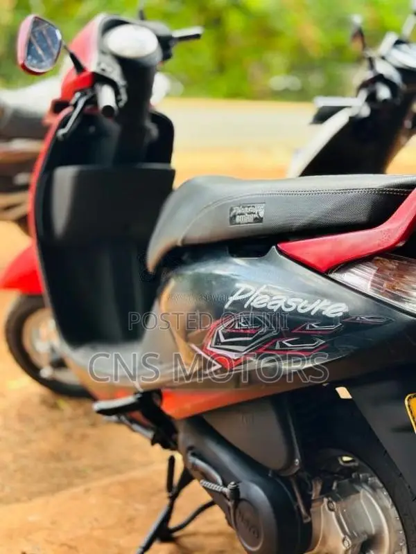 Hero Pleasure 2013 Motorbike (Used)