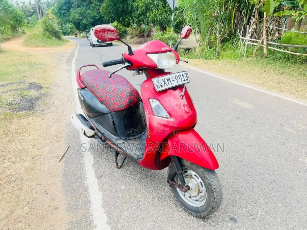 Hero Pleasure 2012 Motorbike (Used)
