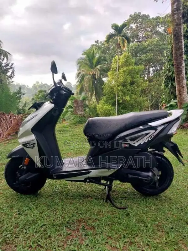 Honda Dio 2016 Motorbike (Used)