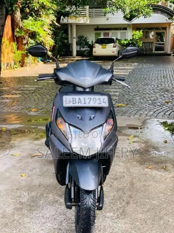 Honda Dio 2013 Motorbike (Used)