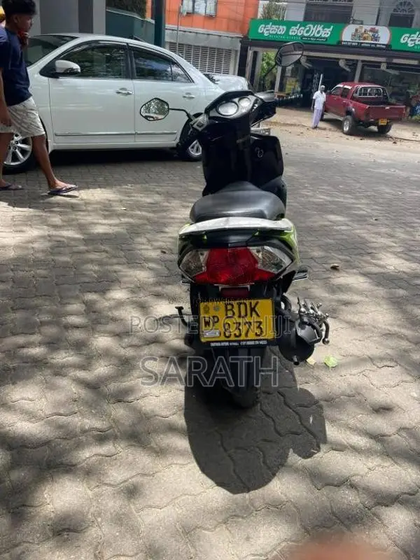 Honda Dio 2016 Motorbike (Used)
