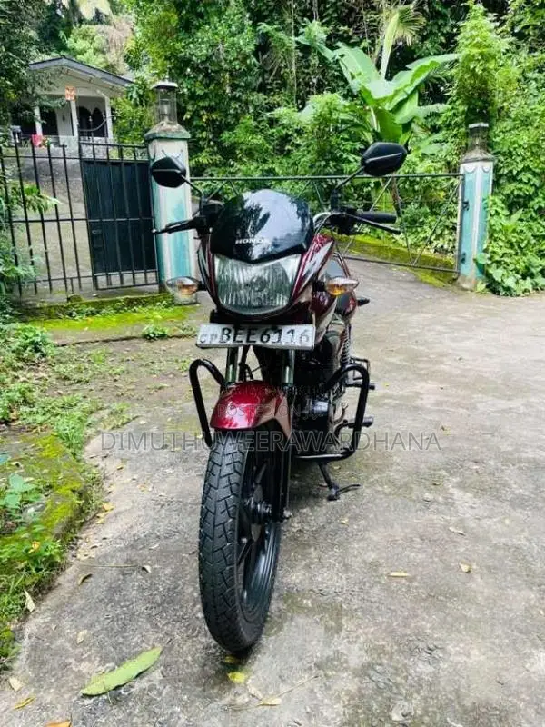 Honda Shine 2016 Motorbike (Used)