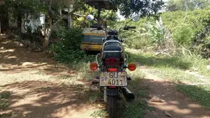 Bajaj Boxer 2002 Motorbike (Used)