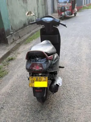 Hero Pleasure 2012 Motorbike (Used)