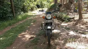 Bajaj Boxer 2002 Motorbike (Used)