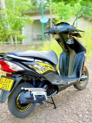 Honda Dio 2019 Motorbike (Used)