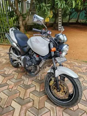 Honda Hornet 2010 Motorbike (Used)