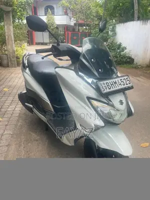 Suzuki BURGMAN 2019 Motorbike (Used)