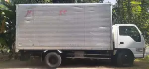 Isuzu ELF 1998 Lorry (Used)