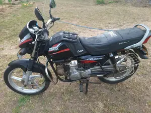 Hero-Honda Cd Deluxe 2011 Motorbike (Used)