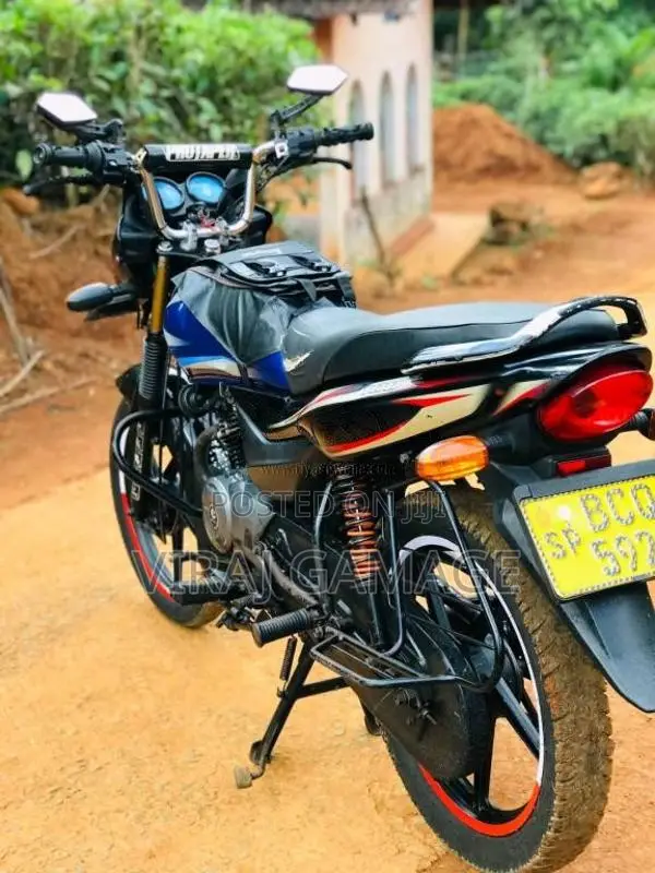 Bajaj Platina ES 2015 Motorbike (Used)