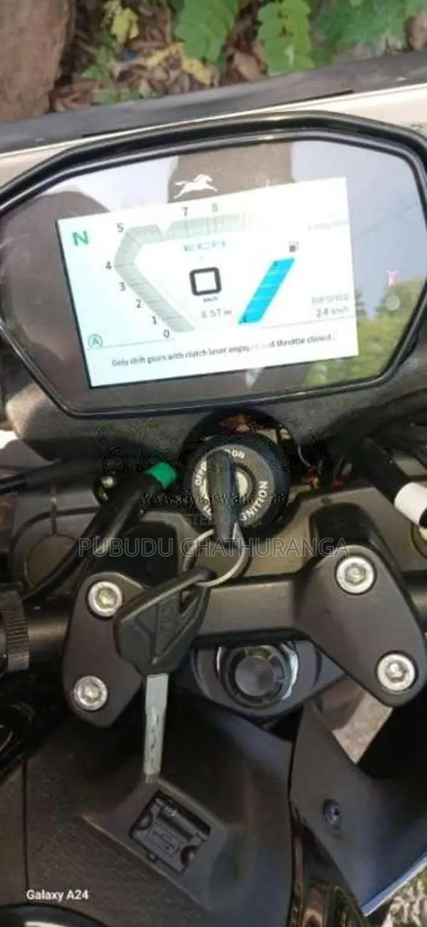 TVS RAIDER 2025 Motorbike (Used)