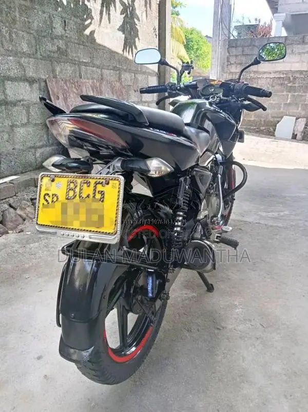 Bajaj Pulsar 135 LS 2015 Motorbike (Used)
