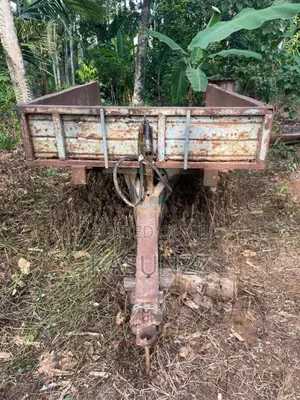 Massey-Ferguson Trailer 2022 Tractor (Used)
