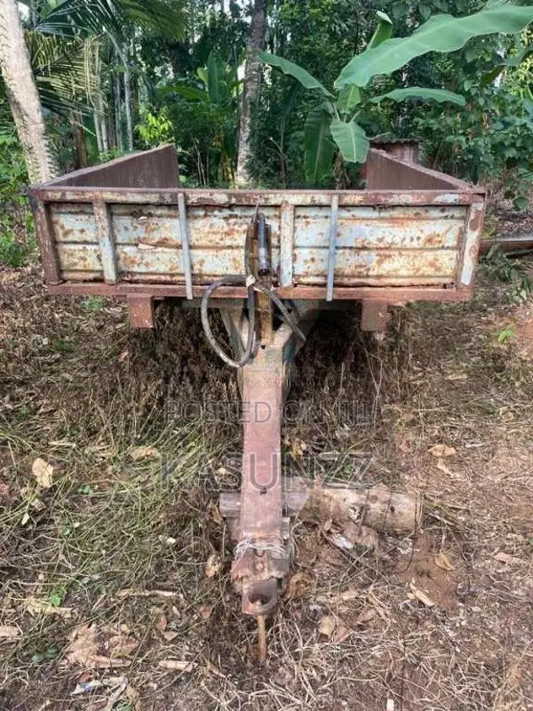 Massey-Ferguson Trailer 2022 Tractor (Used)