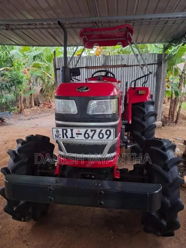 Mahindra DI 585 2025 Tractor (Used)
