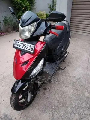Hero Maestro 2017 Motorbike (Used)