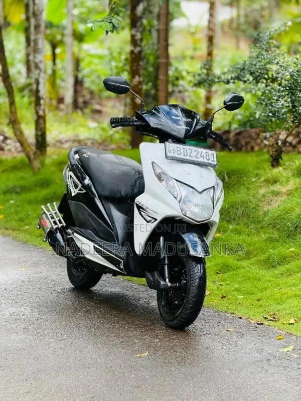 Honda Dio 2016 Motorbike (Used)