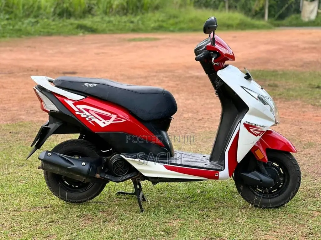 Honda Dio 2016 Motorbike (Used)