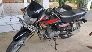 Hero-Honda CD Deluxe 2011 Motorbike (Used)