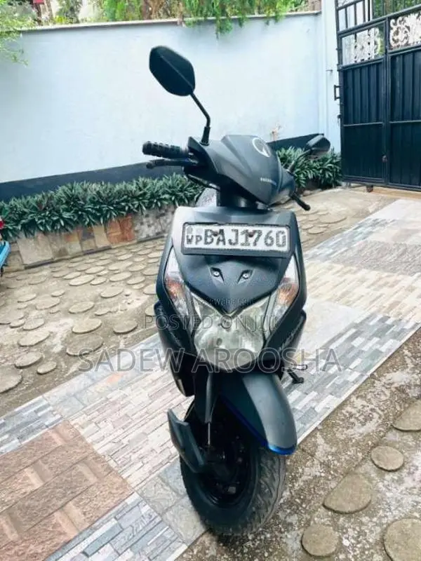 Honda Dio 2014 Motorbike (Used)
