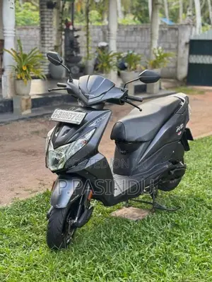 Honda Dio Dx 2018 Motorbike (Used)