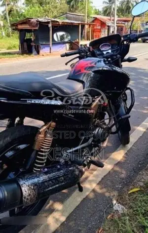 Hero-Honda Hunk 2008 Motorbike (Used)