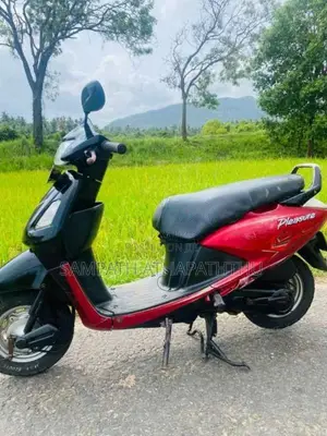 Hero Pleasure 2011 Motorbike (Used)