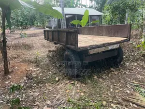 Massey-Ferguson Trailer 2022 Tractor (Used)