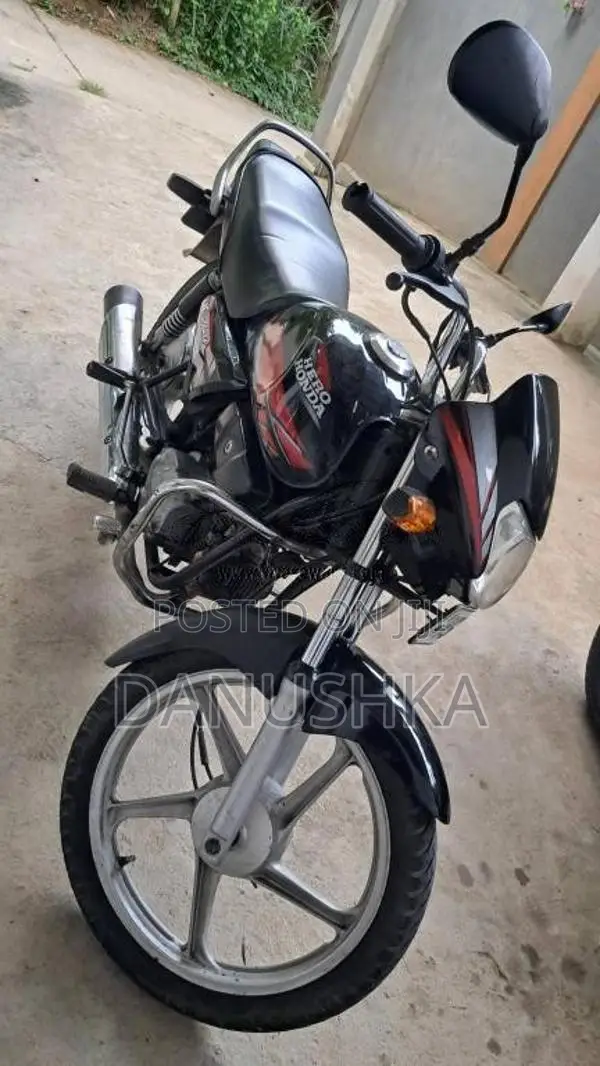 Hero-Honda CD Deluxe 2011 Motorbike (Used)