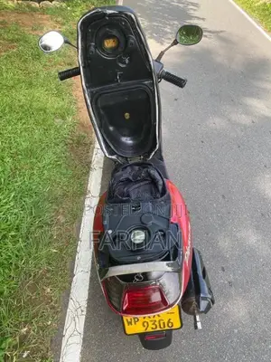 Hero Pleasure 2012 Motorbike (Used)