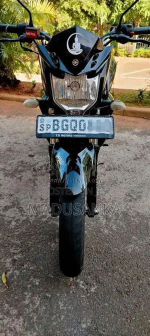 Yamaha FZ VERSION 2.0 2018 Motorbike (Used)
