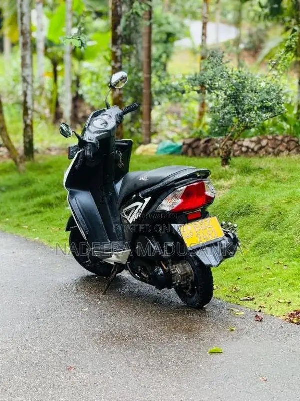 Honda Dio 2016 Motorbike (Used)