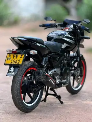 Bajaj Pulsar 180 2010 Motorbike (Used)