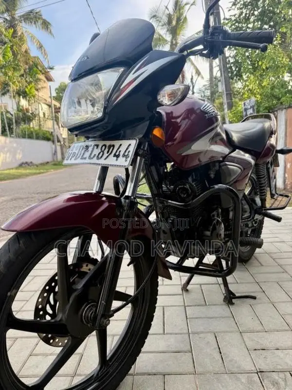 Honda Shine 2016 Motorbike (Used)