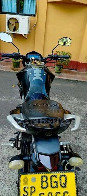 Yamaha FZ VERSION 2.0 2018 Motorbike (Used)