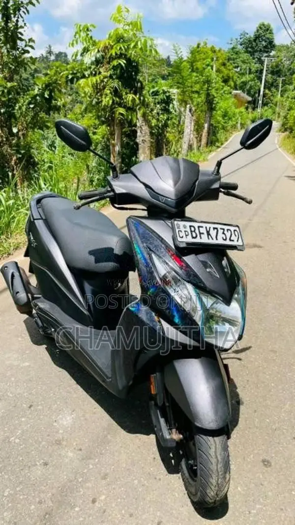 Honda Dio 2017 Motorbike (Used)