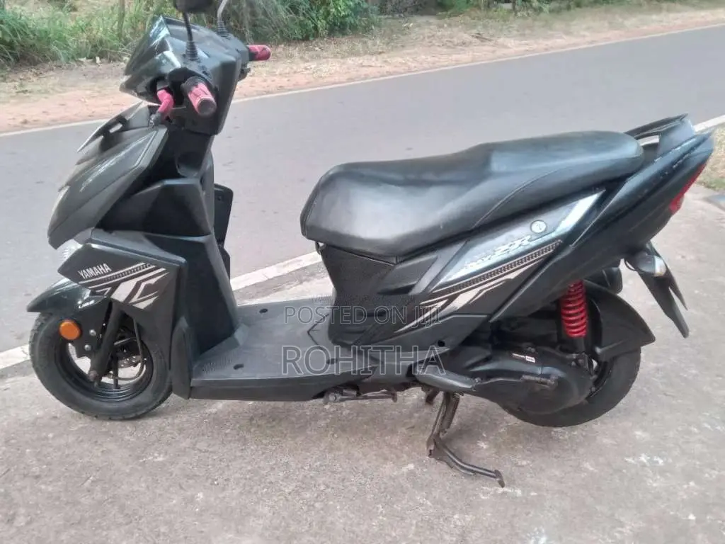 Yamaha ZR 2019 Motorbike (Used)