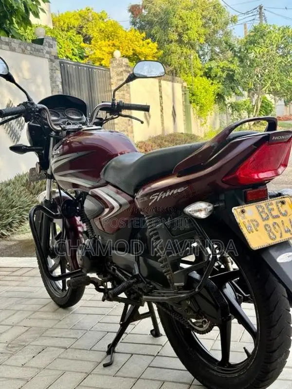 Honda Shine 2016 Motorbike (Used)