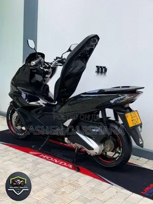 Honda Pcx 2023 Motorbike (Used)