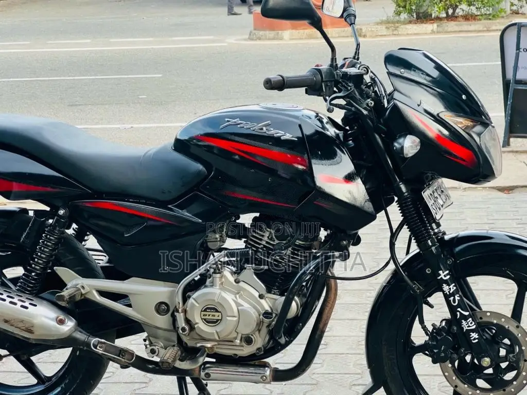 Bajaj Pulsar 2016 Motorbike (Used)
