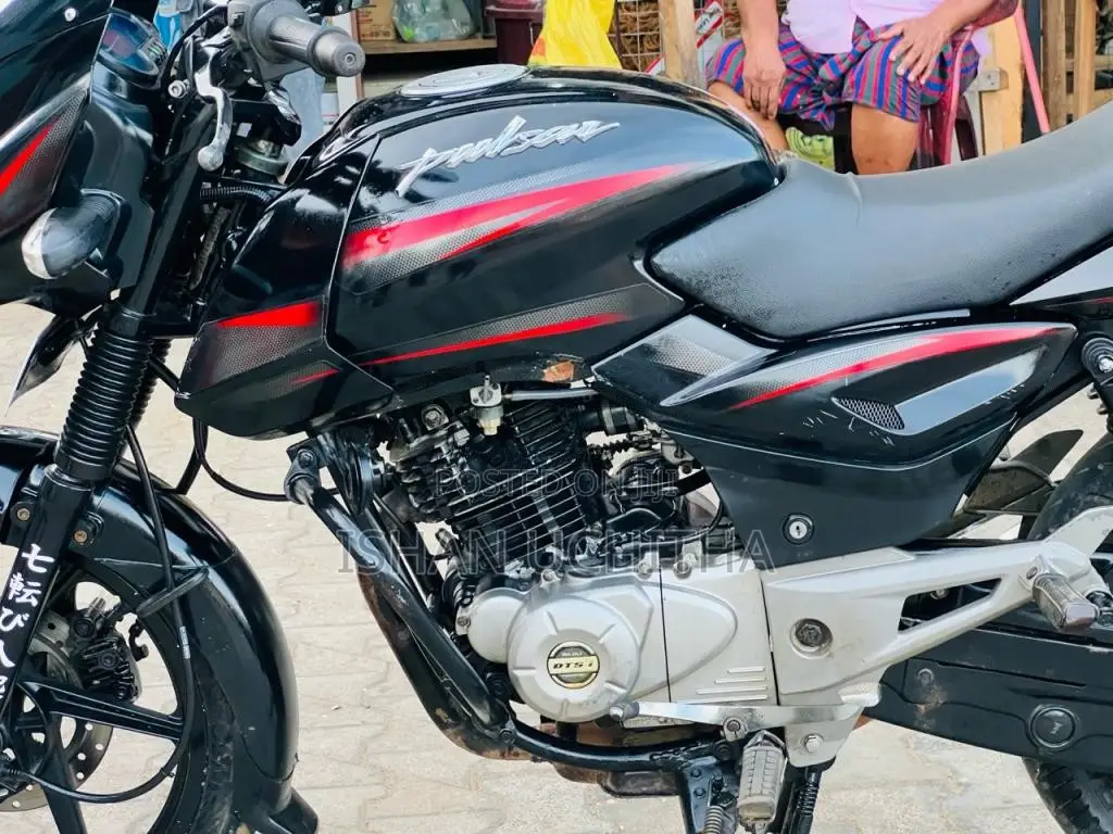 Bajaj Pulsar 2016 Motorbike (Used)