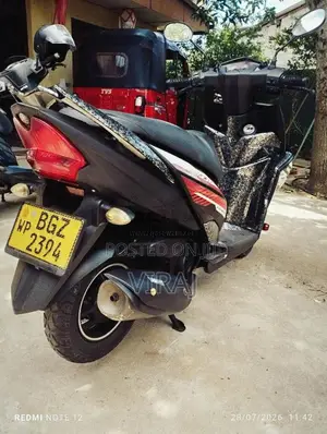 Yamaha ZR 2018 Motorbike (Used)